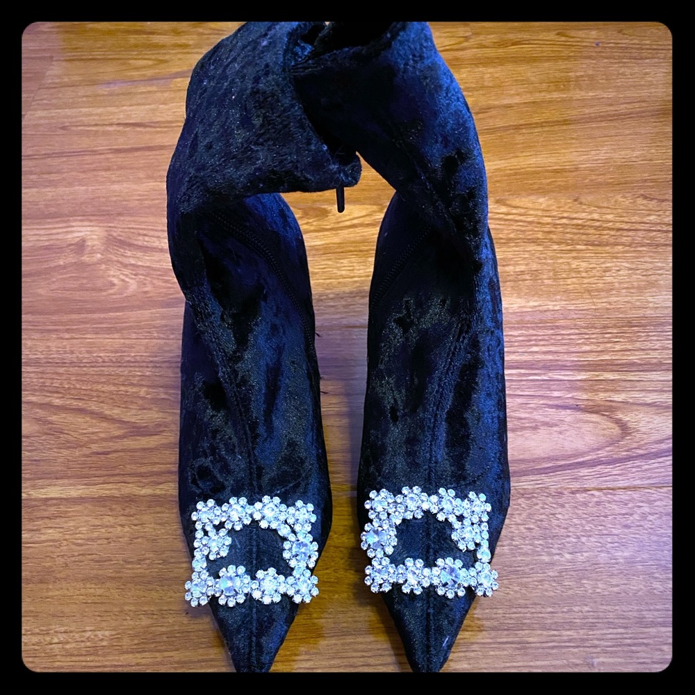 Black velvet boots